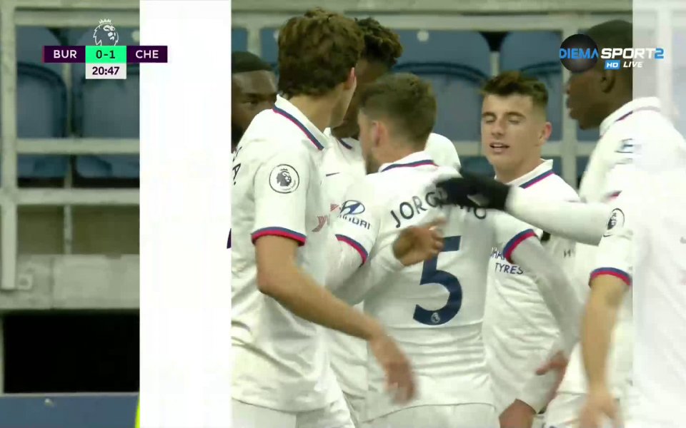 Отборът на Челси поведе с 1:0 при гостуването на Бърнли