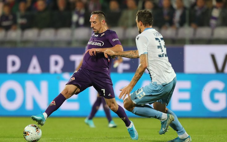 Проблеми за Рибери в Италия, блъсна съдия (ВИДЕО)