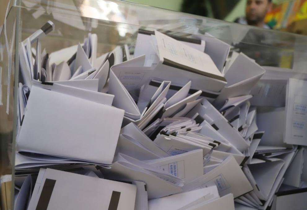 Представителите на Информационно обслужване“ очакват забавяне на обработката на изборните резултати