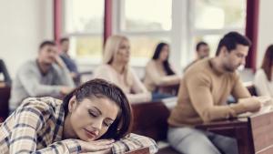 училище апатия