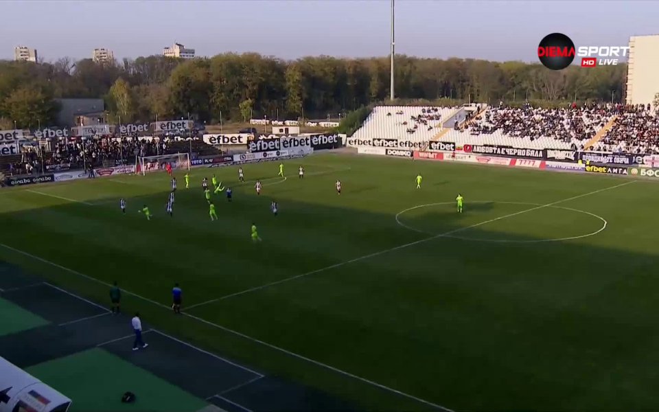 Съмнения за дузпа в полза на Черно море останаха в