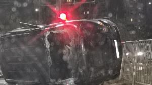 Кола по таван