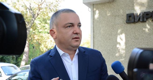 43 годишният варненски кмет Иван Портних има варицела пише БГНЕС позовавайки