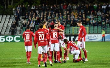 ЦСКА се изправя в контрола срещу състава на Арис Солун