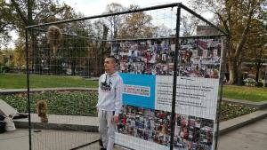 Протест срещу фермите за ценни кожи