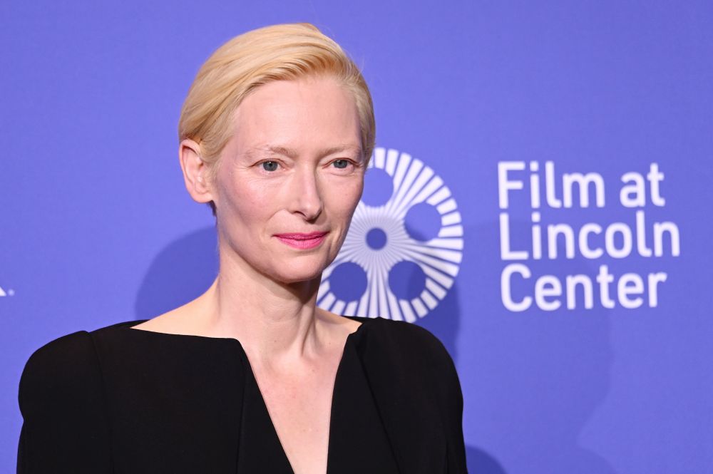 Студената красота на Тилда Суинтън