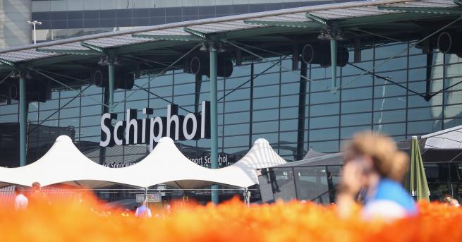 Извънредна ситуация на летище Схипхол в Амстердам Според непотвърдена информация