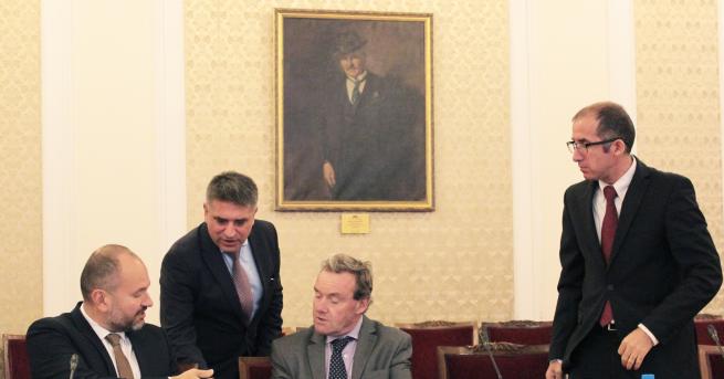 Министърът на правосъдието Данаил Кирилов се срещна днес в Народното