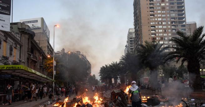Протестите срещу социалното неравенство в Чили не спират вече 26