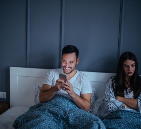 Почти винаги при опознаването на нов човек игрите между двамата