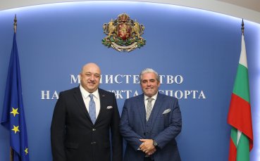 Министър Кралев проведе среща с изпълнителния директор на Глобалния алианс