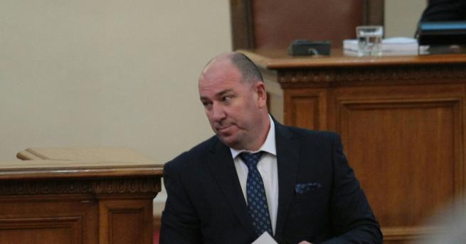 Нов депутат влезе в състава на парламента. Стоян Божинов положи
