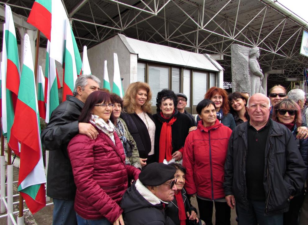  Илиян Йотова Капитан Петко Войвода 