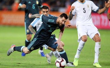 Лео Меси спаси Аржентина от загуба срещу Уругвай в контрола