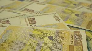 Близо 4 пъти повече фалшиви банкноти са установени у нас