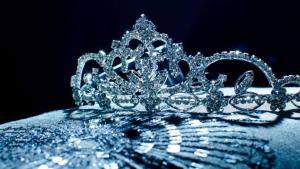 Филипинската кралица на красотата Фушия Ан Равена беше обявена за