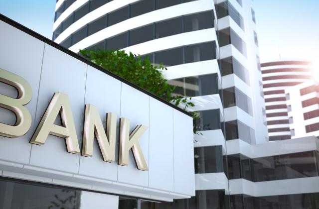 Банките по света са съкратили над 60 000 работни места