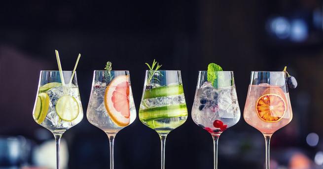 Повечето хора смятат че коктейлите са напитка за лятото Но