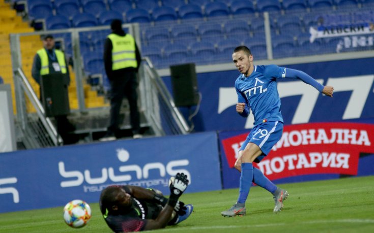 Левски ще спира 