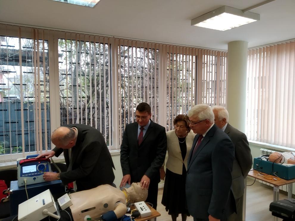  Кирил Ананиев образования Спешна помощ 