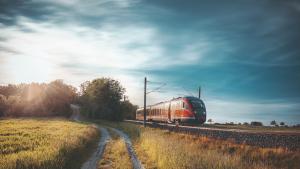 БДЖ променя цените на билетите за пътуване с влак Като причина дружеството посочва драстичното увеличаване на разходите си