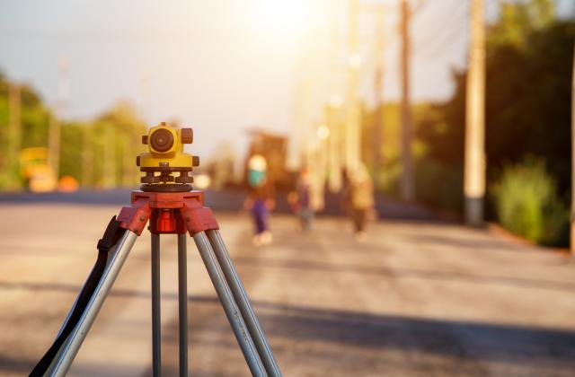 Правителството предлага да се повишат таксите, които се плащат при