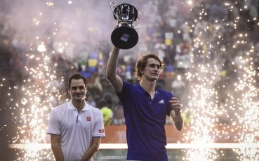 Роджър Федерер отличи двама от младите тенисисти в тура от