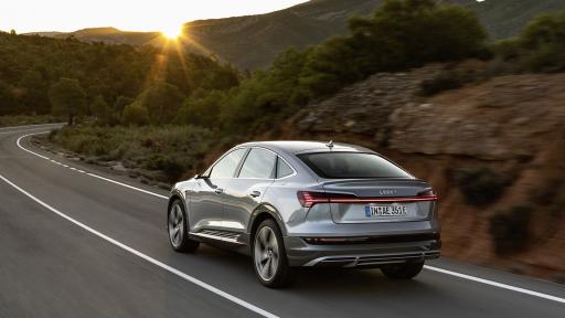  Audi e-tron Sportback 