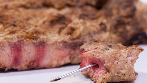  Дете откри игла в пържола: Шега, възмездие или друго 