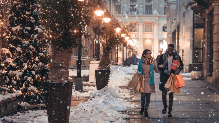  Как един мъж би трябвало да поддържа дамата до себе си 