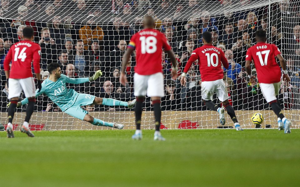 В двубой от 15-ия кръг на Премиършип Манчестър Юнайтед победи