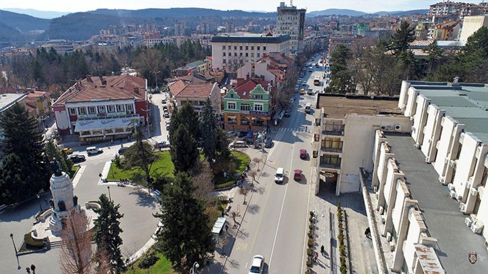 Велико Търново отново става столица на карнавала. Тази неделя -