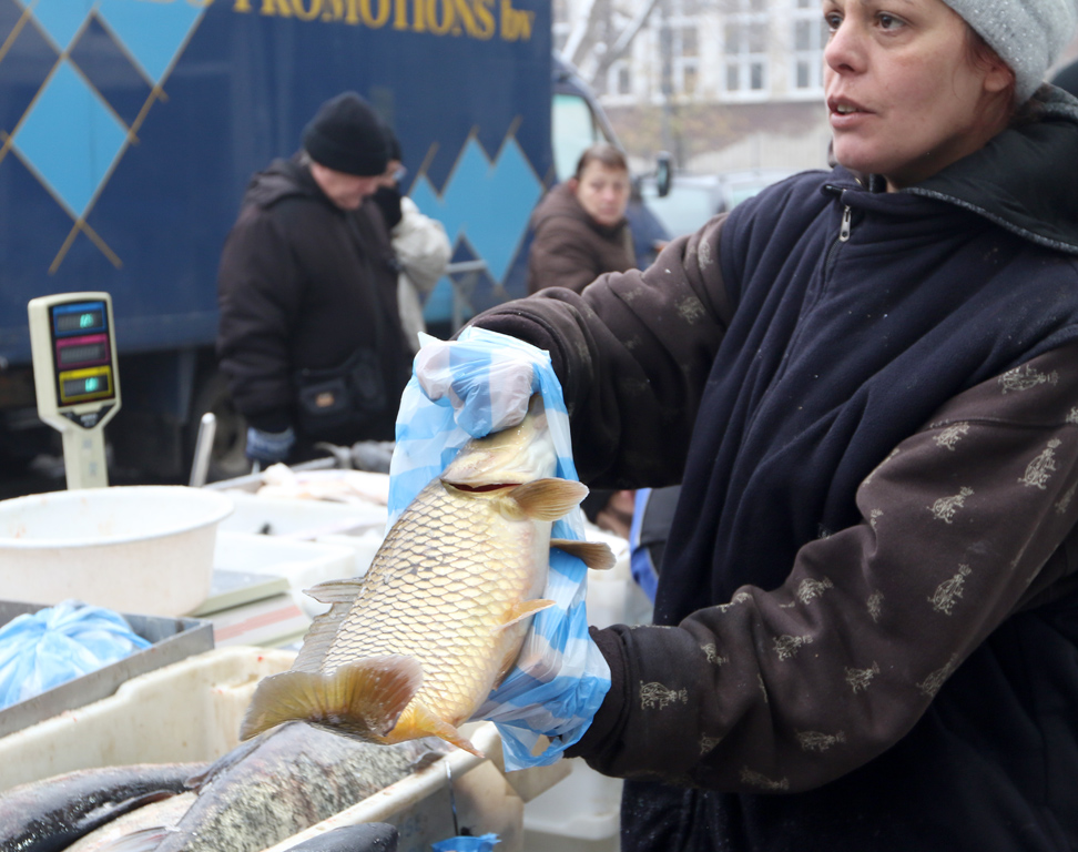 Изобилие от риба на Женския пазар