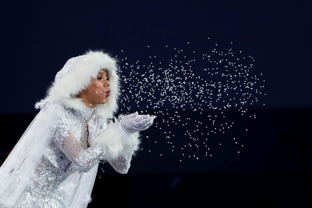 Коя красавица ще грабне короната на МИС Вселена 2019?