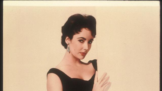 Елизабет Тейлър - актрисата с виолетовите очи, която покори света (СНИМКИ)