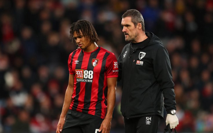 Сити и Челси влизат в зимна битка за Нейтън Аке