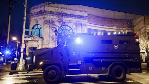  Редица убити в траяла часове престрелка в Ню Йорк 