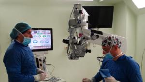 очна операция