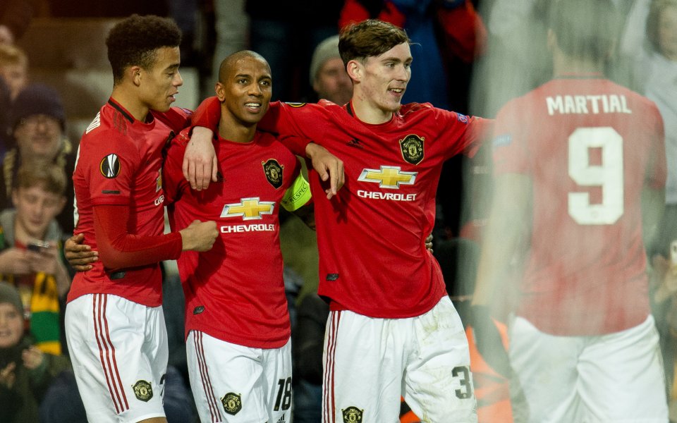 Манчестър Юнайтед победи с категоричното 4:0 последния си двубой от