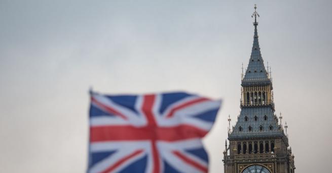 Британският премиер Борис Джонсън ще започне седмицата след изборната си