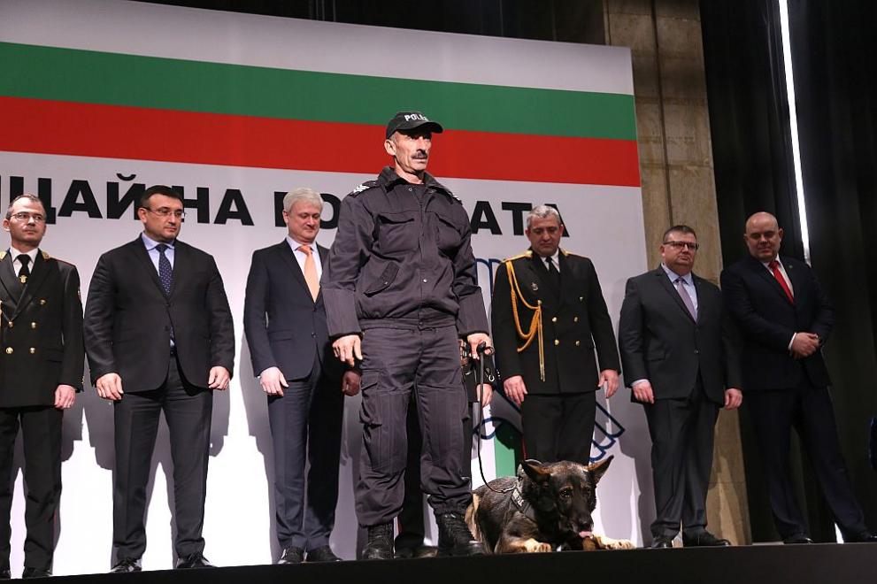 полицай на годината