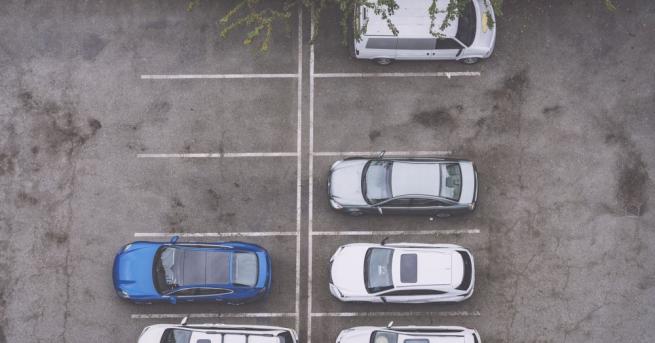 Столична община въвежда безплатни буферни паркинги за всеки които остави