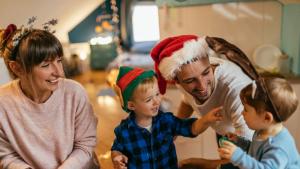 семейство трапеза коледа