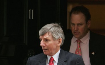 Легендата на английския футбол Мартин Питърс е починал в съня