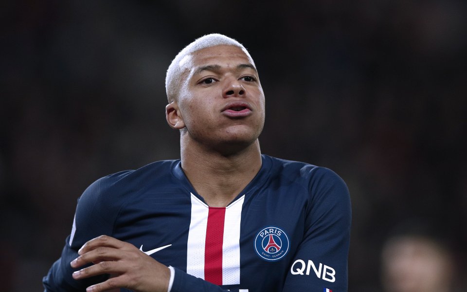 Пари Сен Жермен предложи на нападателя Килиан Мбапе нов дългосрочен