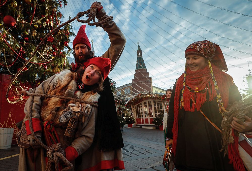 Коледа Москва