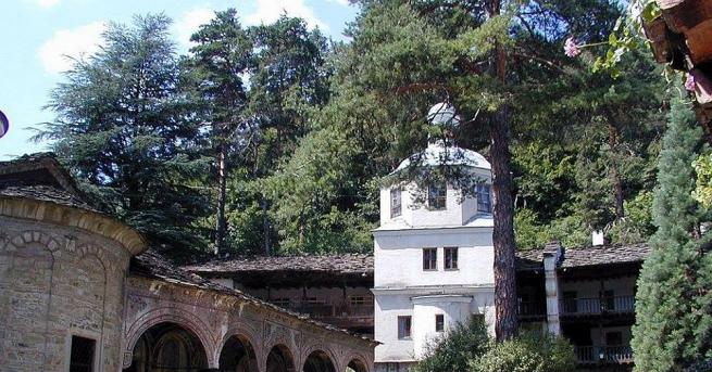 Пет от най старите ни манастири обявени за паметници на културата