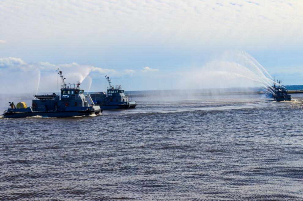 Плавателни съдове от руския Северен флот проведе в Норвежко море