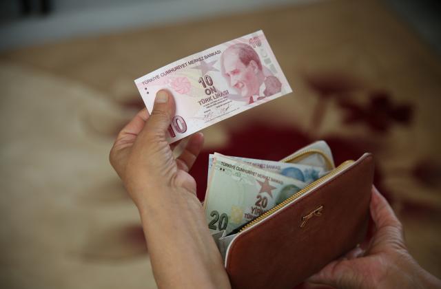 Границата на бедност в Турция се изчислява на 10 939