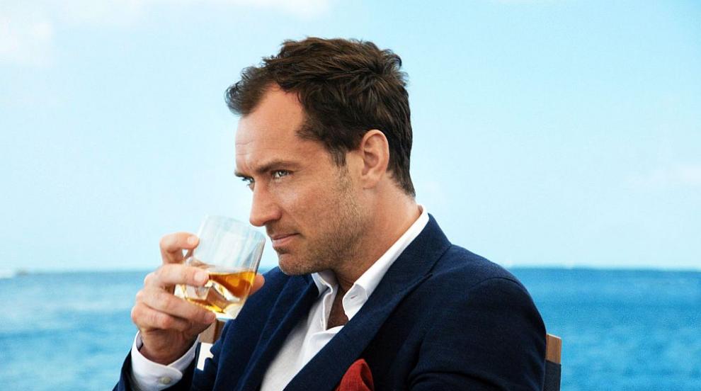 Джъд Лоу – един секссимвол на 52 (СНИМКИ)